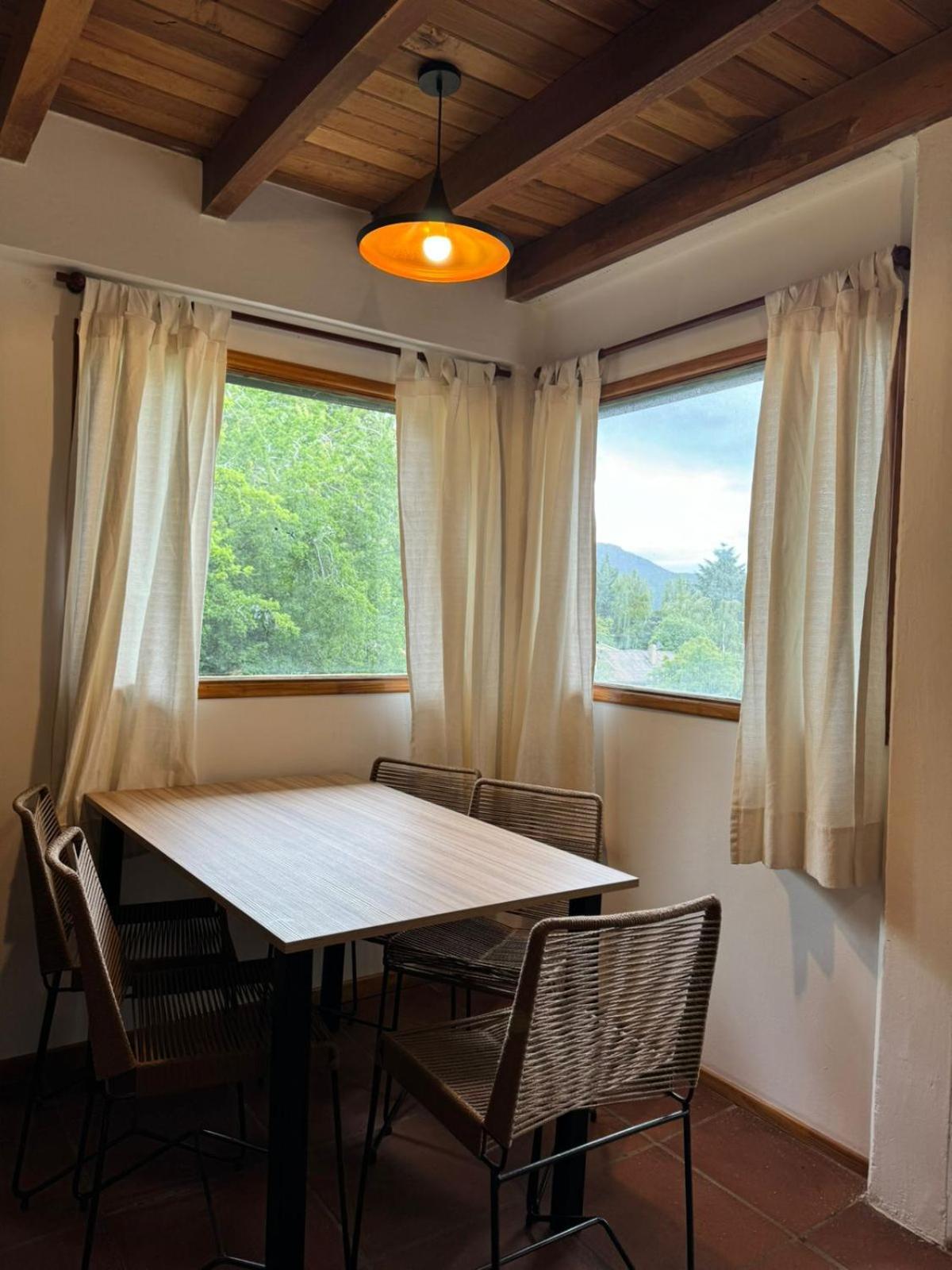 Huilen De Bandurrias Villa San Martin de los Andes Luaran gambar