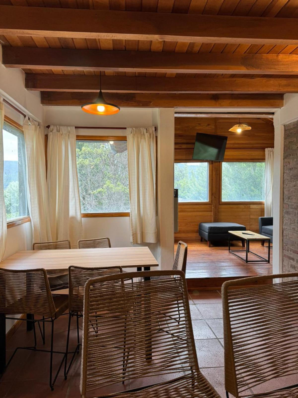 Huilen De Bandurrias Villa San Martin de los Andes Luaran gambar